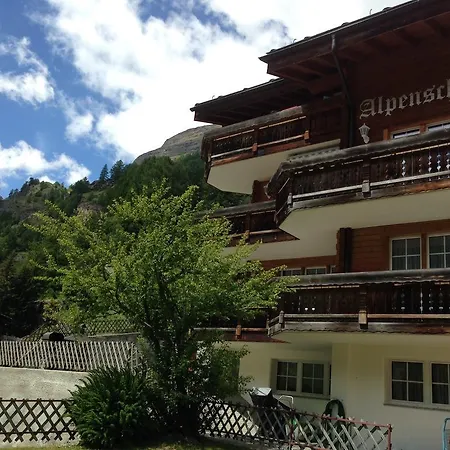 Haus Alpenschloss Dağ evi *
