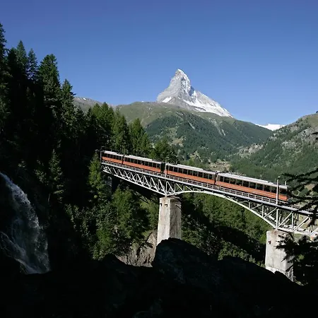 Haus Alpenschloss Dağ evi