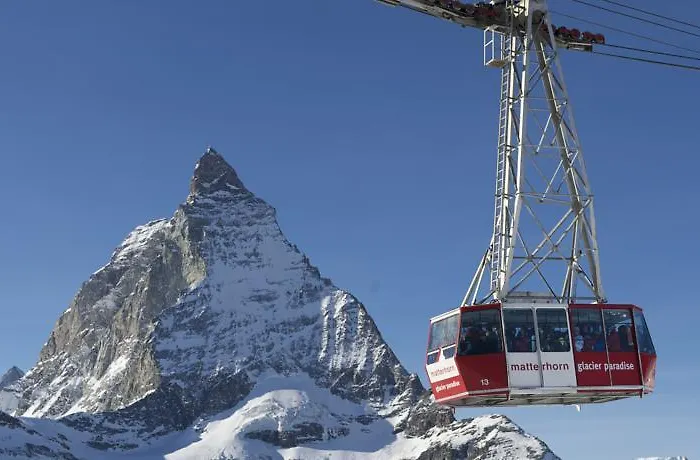Haus Alpenschloss Dağ evi Zermatt